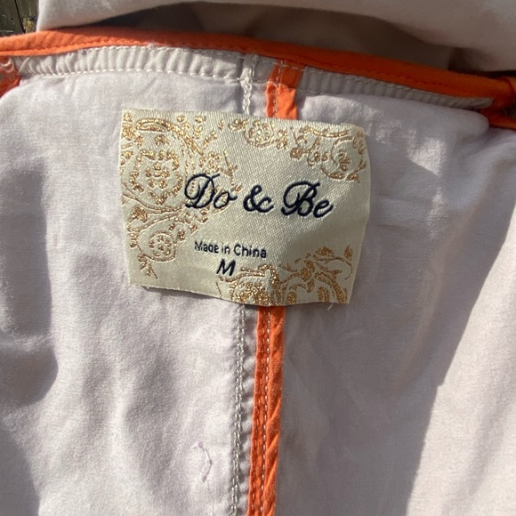 DO+BE cotton trench style coat with drawstring waist & hem removable hood - Picture 10 of 11